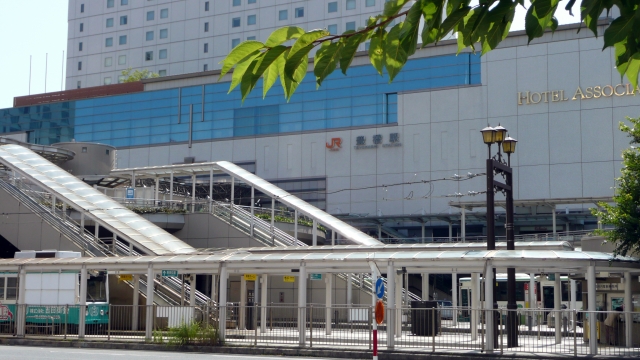 豊橋駅前の風景